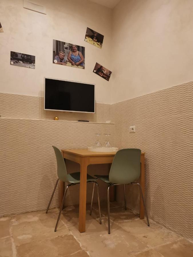 La Casa Delle Tradizioni Apartment Бари Екстериор снимка