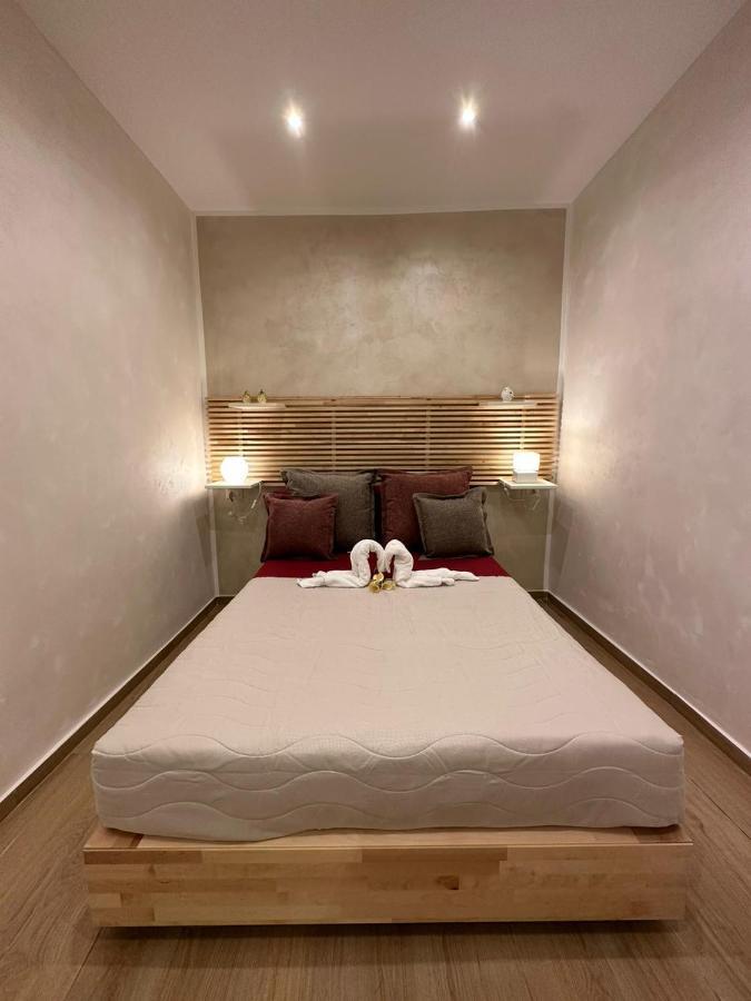 La Casa Delle Tradizioni Apartment Бари Екстериор снимка
